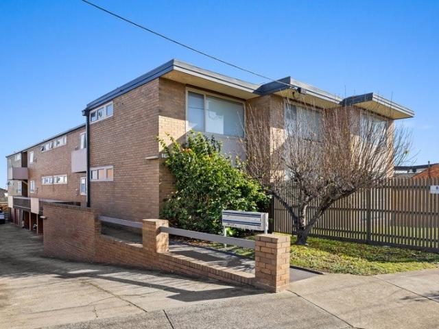 Apartment for sale in Camerons Creek, Victoria