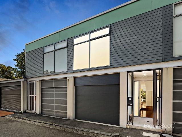 Townhouse for sale in Camerons Creek, Victoria