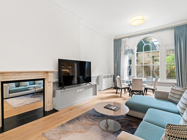 Apartment for rent in Mayfair, Greater London