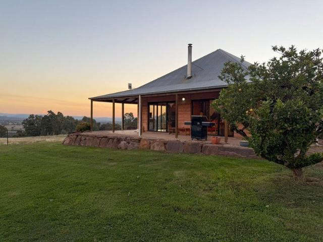 Cottage for sale in Bridge Creek, Victoria