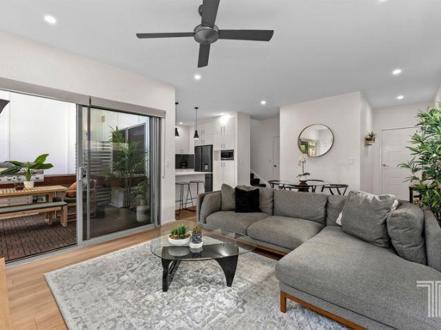 Townhouse for sale in Toombul, Queensland