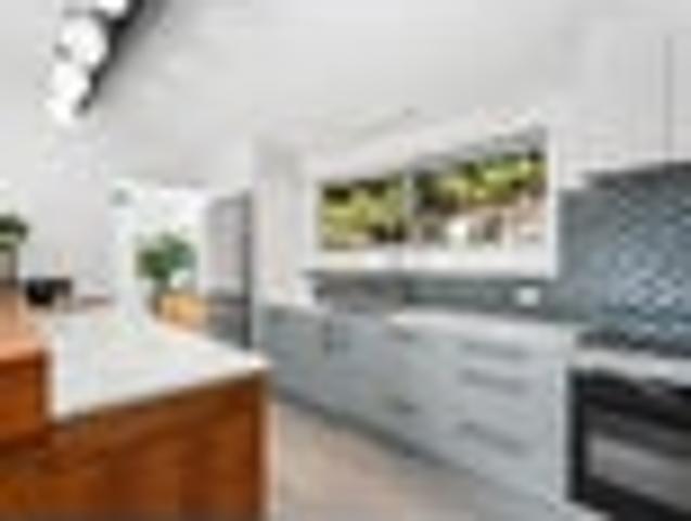 House for sale in Chaslands, Canterbury