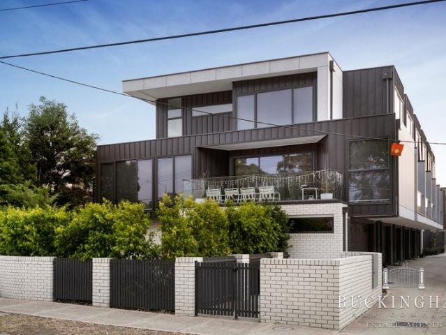 Townhouse for sale in Camerons Creek, Victoria