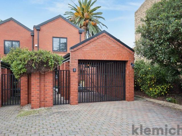 Townhouse for sale in Horseshoe Creek, South Australia