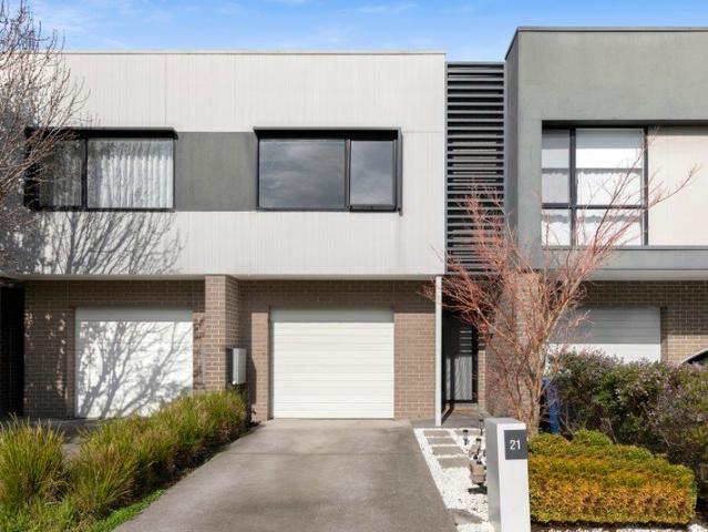Townhouse for sale in Camerons Creek, Victoria