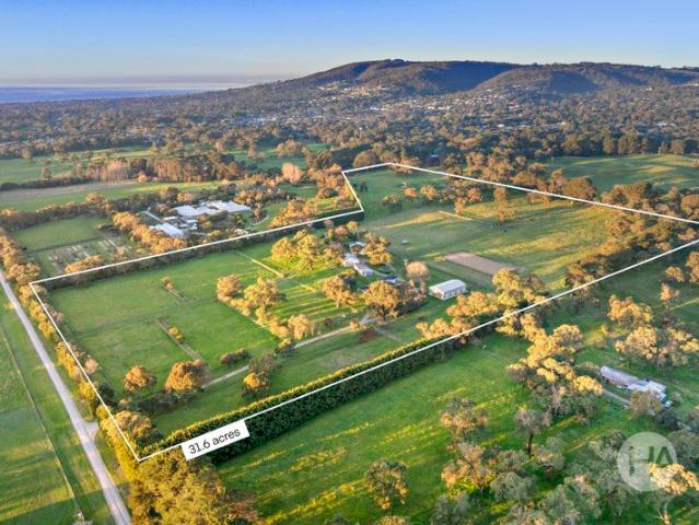 Cottage for sale in Boneo, Melbourne
