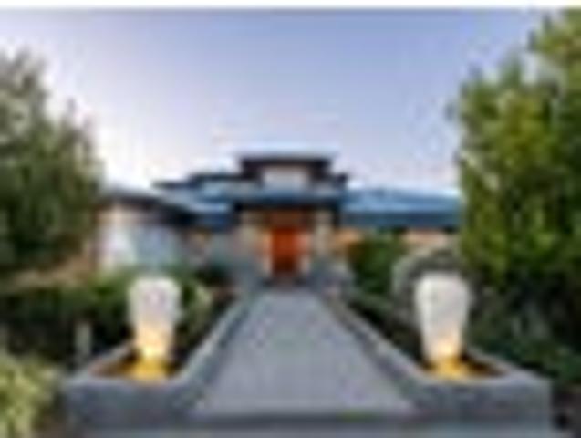 House for sale in Canterbury