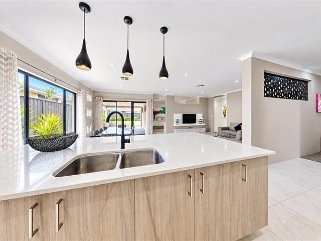 House for sale in Banksia Grove, City of Wanneroo