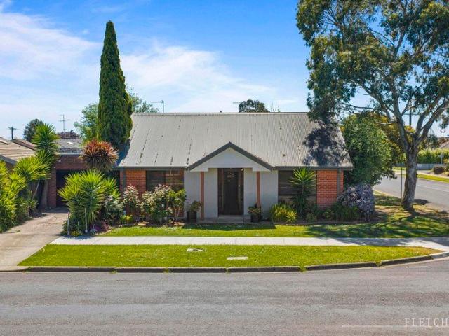 House for sale in Wendouree, Ballarat