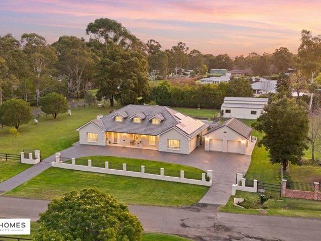 Cottage for sale in Sydney, New South Wales