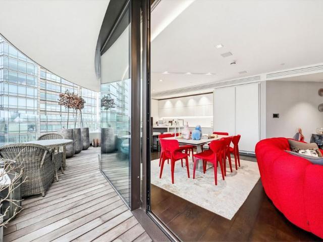 Apartment for rent in Greater London