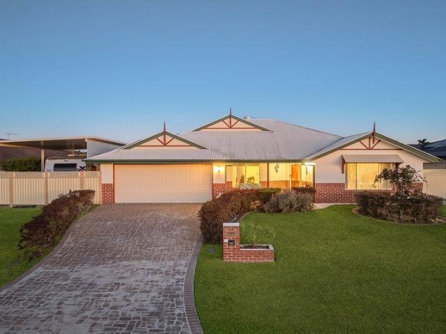House for sale in Norfolk Lakes, Greater Brisbane