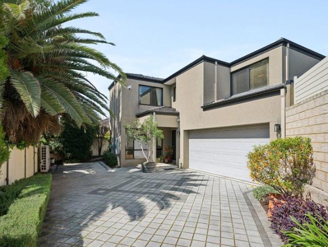 House for sale in Kardinya, City of Melville
