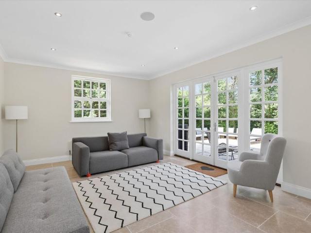 House for rent in Clarendon Park, Blackhills