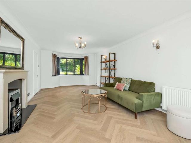 House for rent in Blackhills, Surrey
