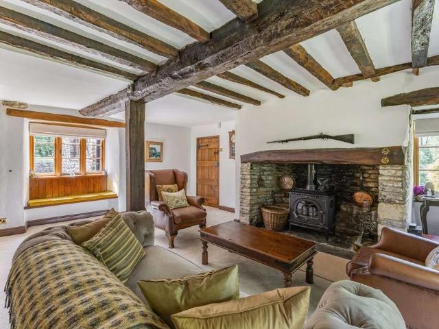 House for rent in Hotwells, Feckenham