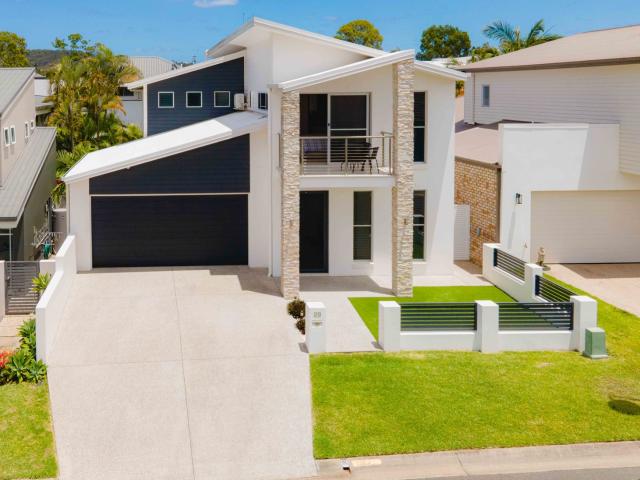 House for sale in Fernbrook, Queensland