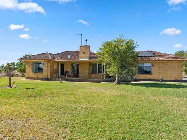 Cottage for sale in Undera, Victoria