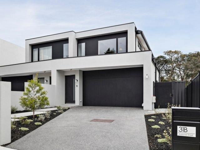 Townhouse for sale in Black Rock, Melbourne