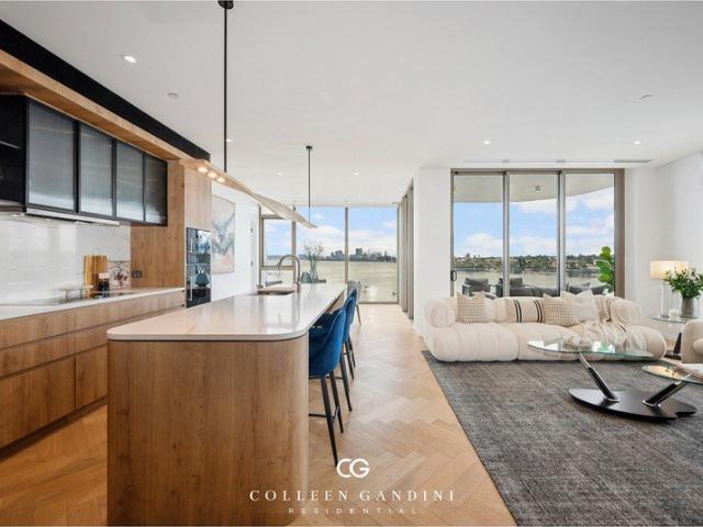 Apartment for sale in Applecross, Western Australia