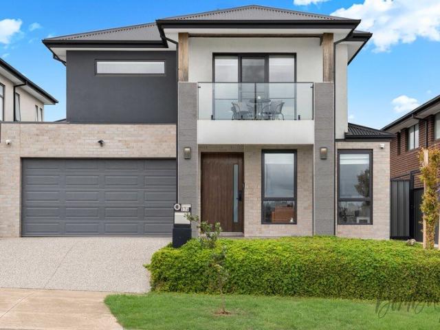 House for sale in Cloverton, Melbourne