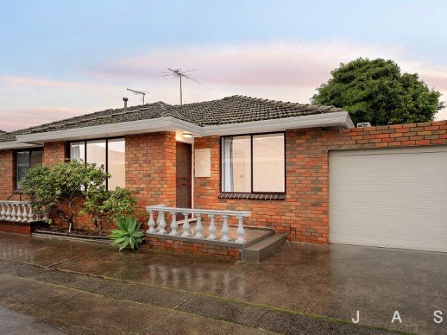 Villa for sale in West Footscray, Melbourne