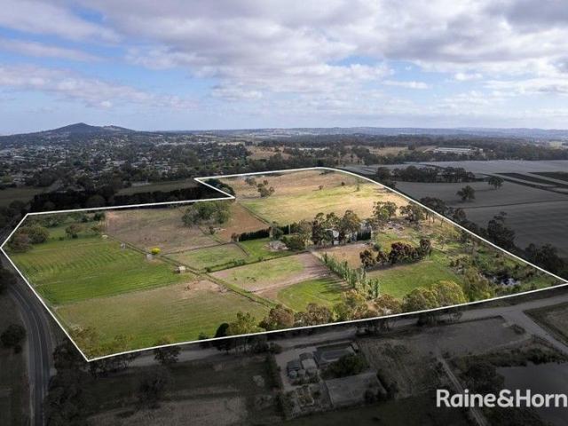 Cottage for sale in Nairne, South Australia