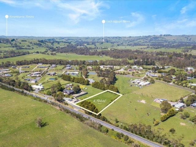 Land for sale in Nyora
