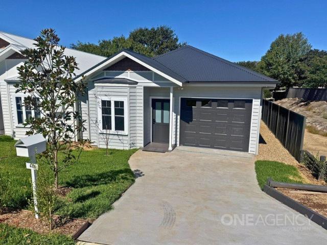 Duplex for sale in Brisbane Grove, New South Wales