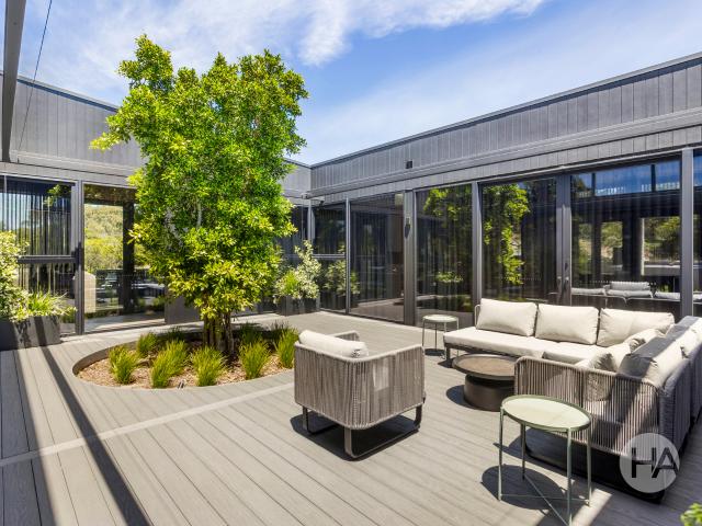 Cottage for sale in Camerons Creek, Victoria
