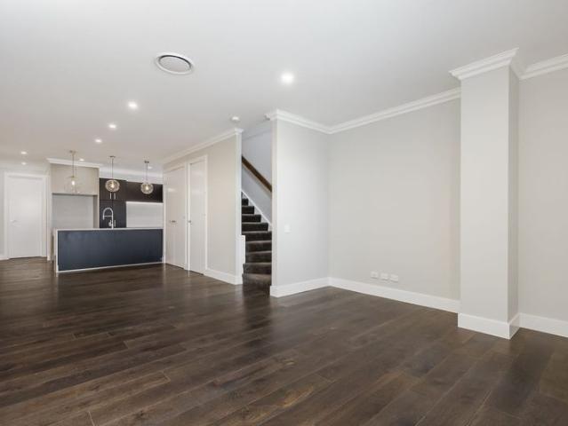 Townhouse for rent in Toombul, Queensland