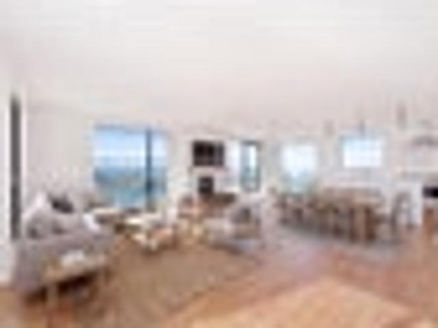 Townhouse for sale in Matata, Wellington