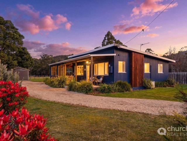 House for sale in Adventure Bay, Tasmania