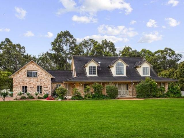 Cottage for sale in Sydney, New South Wales