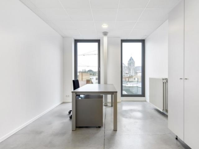 Bureau location à Courtrai, West-Vlaanderen