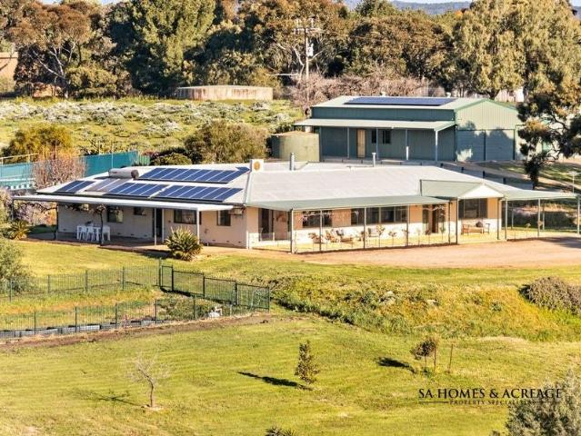 Cottage for sale in Horseshoe Creek, South Australia