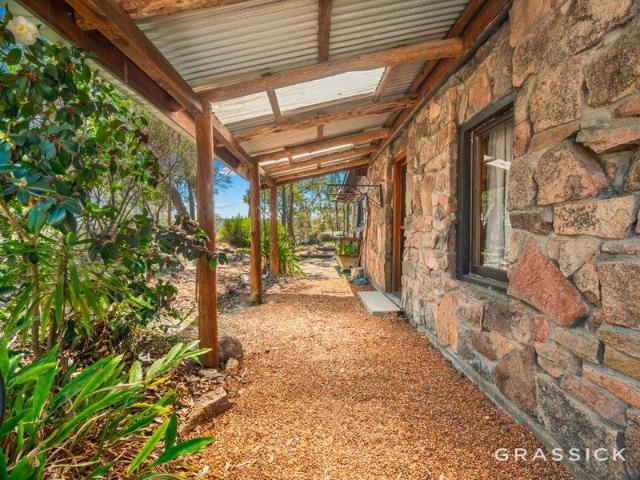 Cottage for sale in Greenlands, Queensland