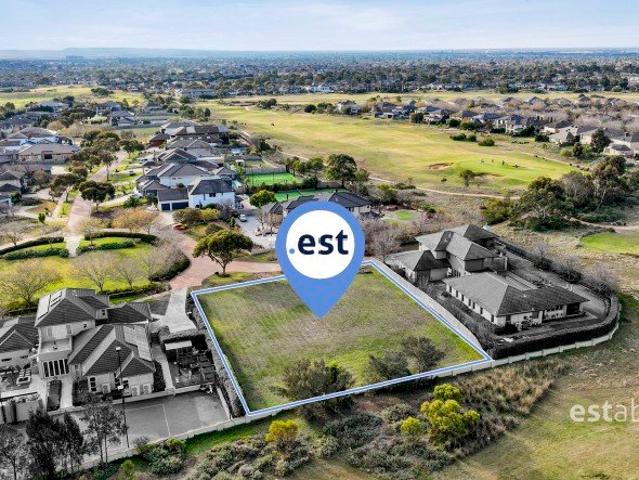Land for sale in Sanctuary Lakes, Melbourne