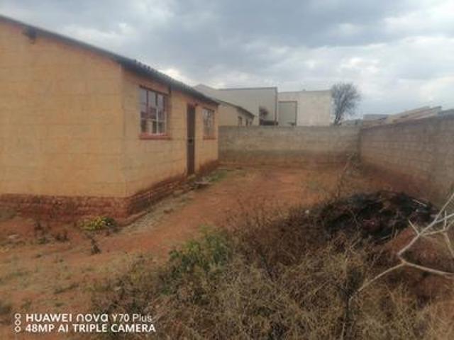 House for sale in Tembisa