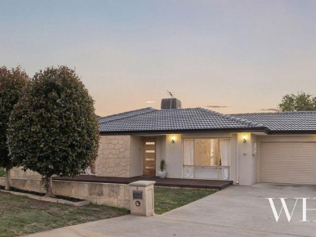 House for sale in Kardinya, City of Melville