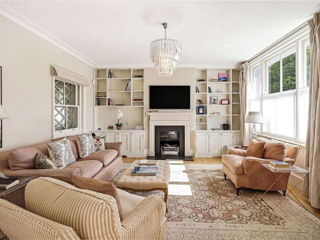 Apartment for rent in Chelsea, Greater London