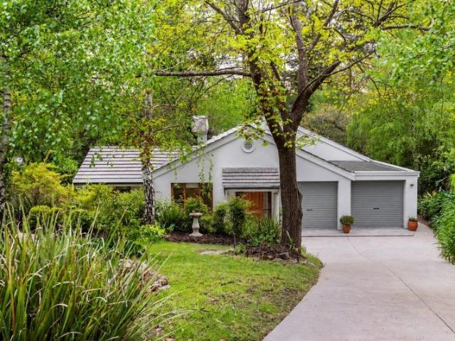 House for sale in Stirling, South Australia