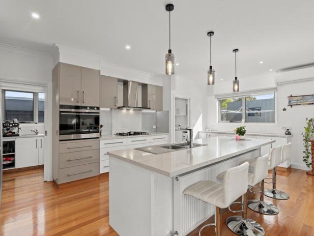 House for sale in Grovedale, Geelong