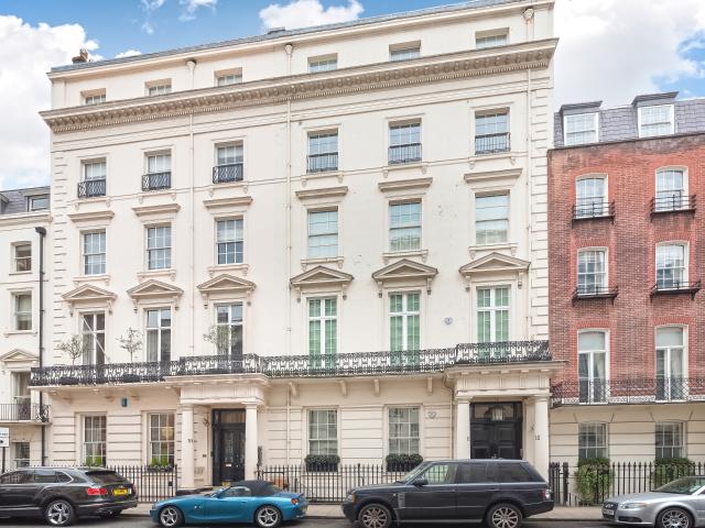 Apartment for rent in Mayfair, Greater London