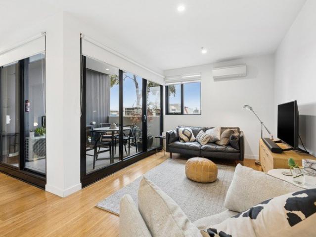 Apartment for sale in Preston, Melbourne