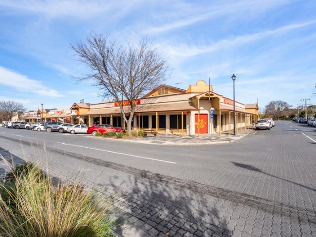 Retail for sale in Gemmells, South Australia