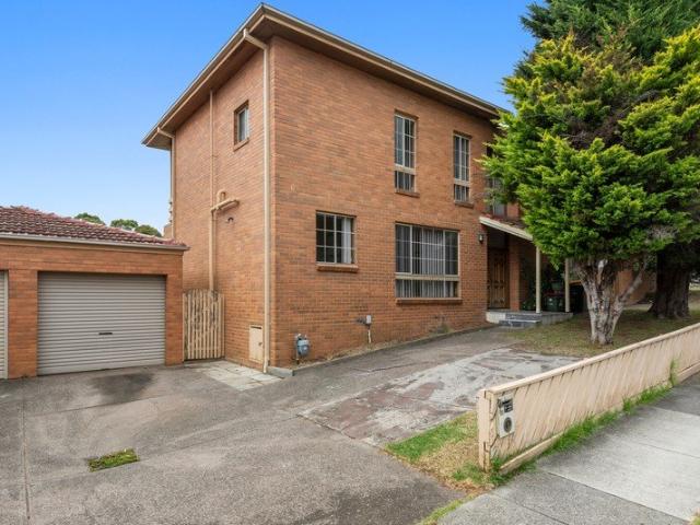 Townhouse for rent in Camerons Creek, Victoria