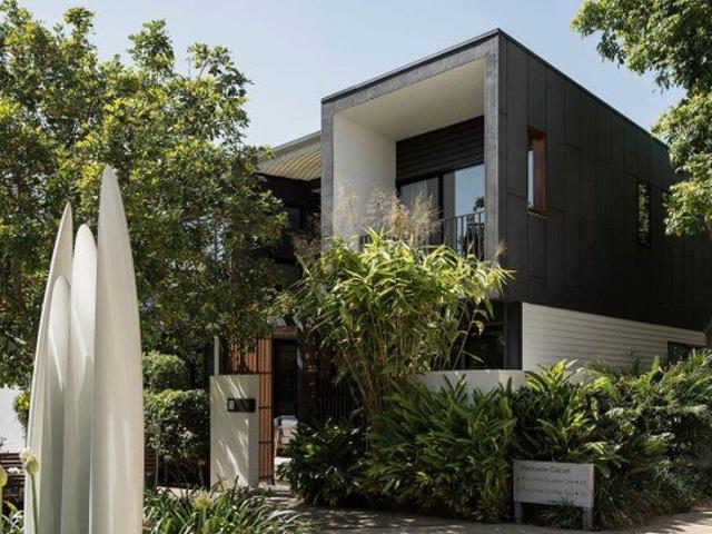 Townhouse for sale in Toombul, Queensland
