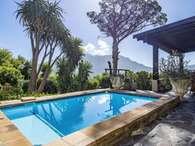 House for sale in Hout Bay, Western Cape