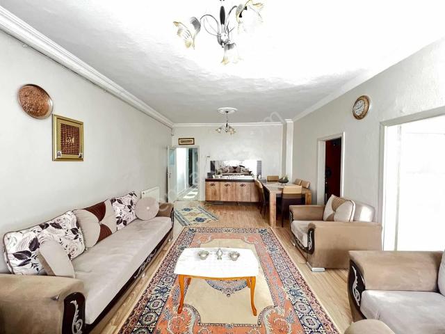 Cumhuriyet Mahallesi, Polatli içerisinde satılık mülk